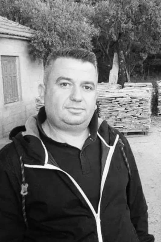 Edi Allajbeu — Inhaber von Pelion Stones